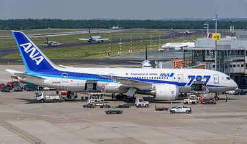 ANA (All Nippon Airways) Boeing 787-8 (JA823A). sur Jaap van den Berg