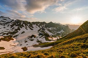 frühlingshafter Sonnenuntergang am Schrecksee