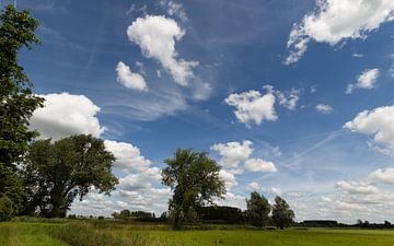 Wolken am Himmel von Peter Haastrecht, van