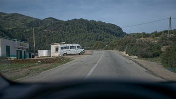 Der Mercedes kam von links