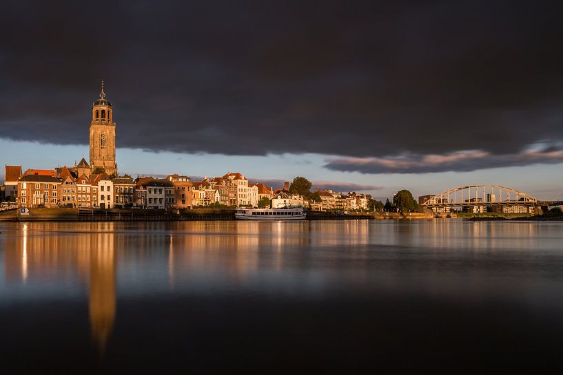 Golden light - Deventer Skyline by Edwin Mooijaart