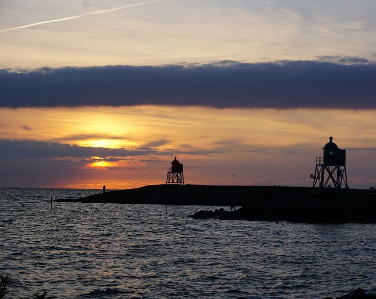 Stavoren sunset by Vivièn Nieuwenweg