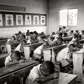 Le matin à l'école à Ghana sur Fabienne Vansteenkiste