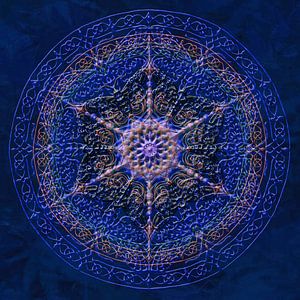 Mandala, royalblau. Mit verdickt, erhabenen Linien.