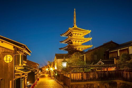 Yasaka Pagode in historisch Kyoto in de avond