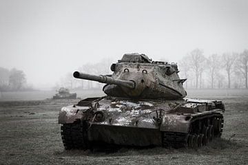 Urbex tanks! van Ger Beekes