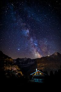 Milchstraße über dem Eiger in der Schweiz