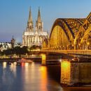 La cathédrale de Cologne et le pont Hohenzollern par Michael Valjak Aperçu