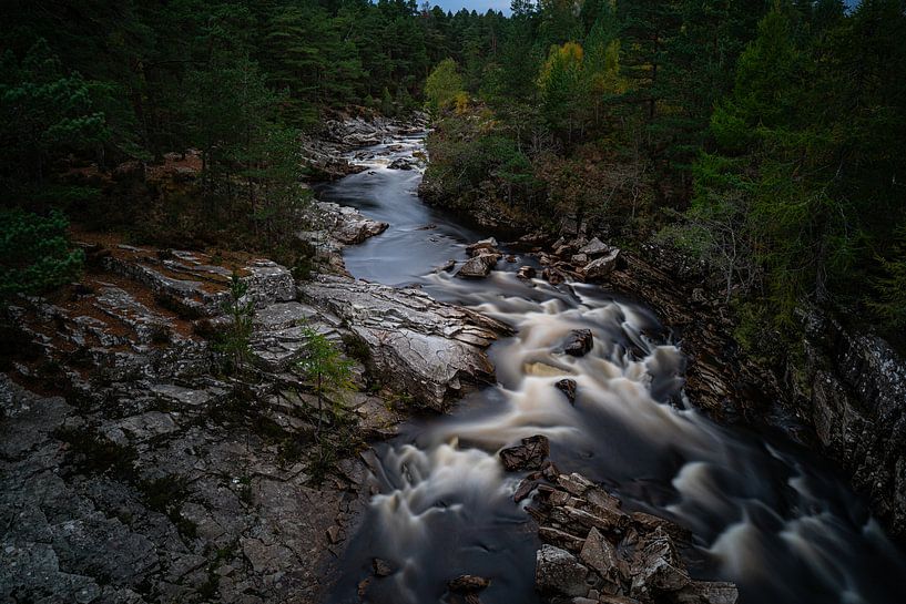 Piste d'eau noire par Stefan Havadi-Nagy