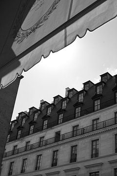 Architecture parisienne sur BY PATRAMOVICH