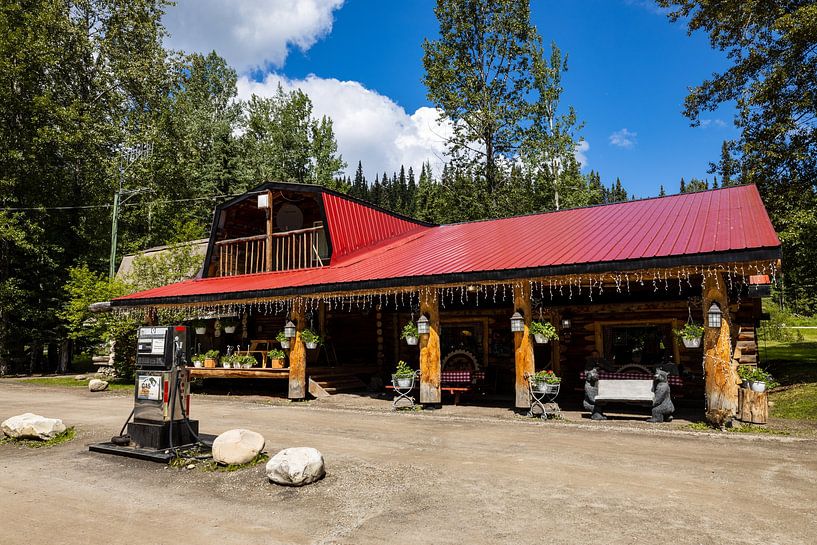 Roadhouse op de Alaska Highway van Roland Brack