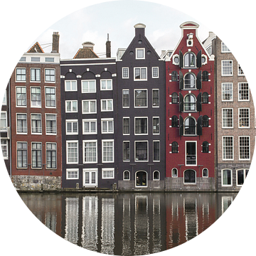 Uitzicht aan het Damrak In Amsterdam van Henrike Schenk