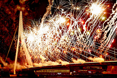 Dutch national fireworks @ Erasmusbridge Rotterdam
