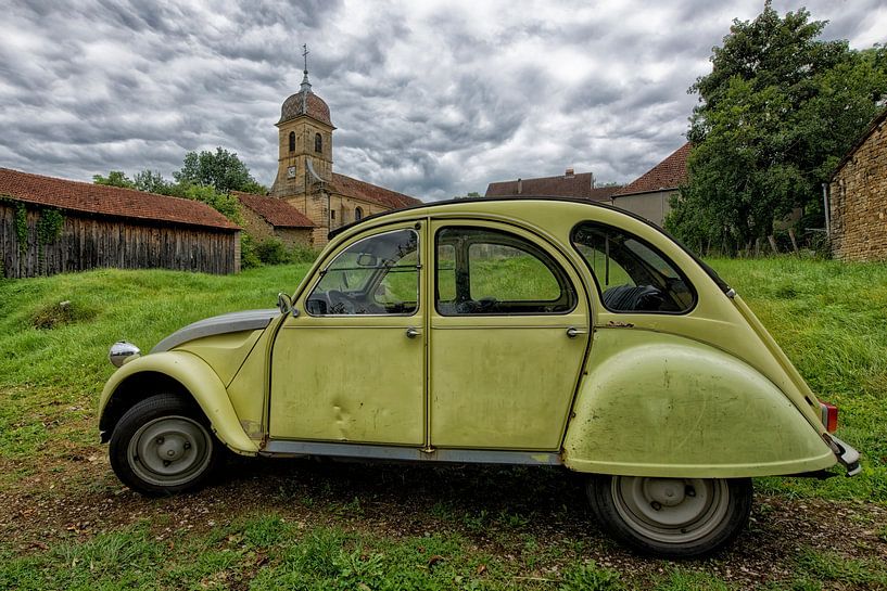 Citroen 2CV, ugly duckling by Tilly Meijer