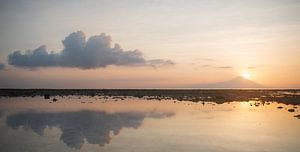 Panorama des Sonnenuntergangs Gunung Agung von gili Trawangan