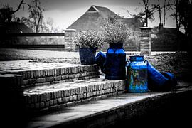 MELKBUSSEN by Suzanne van Stiphout