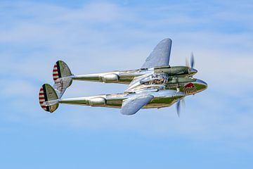 Lockheed P-38 Lightning van de Flying Bulls. van Jaap van den Berg