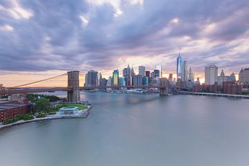New York City - Brooklyn Bridge - USA van Marcel Kerdijk