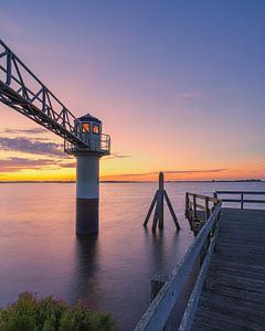 Sonnenaufgang am Pegel Oostmahorn von Henk Meijer Photography