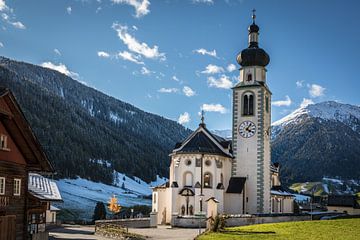 Parochiekerk van St Martin in Innervillgraten, vallei Villgratental van Christian Müringer