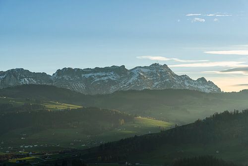 Lumière du soir au Säntis, dans l'Alpstein sur Conny Pokorny
