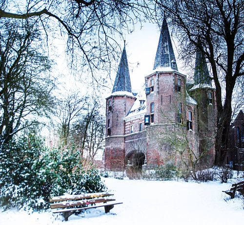 Cellesbroederpoort in wintertijd