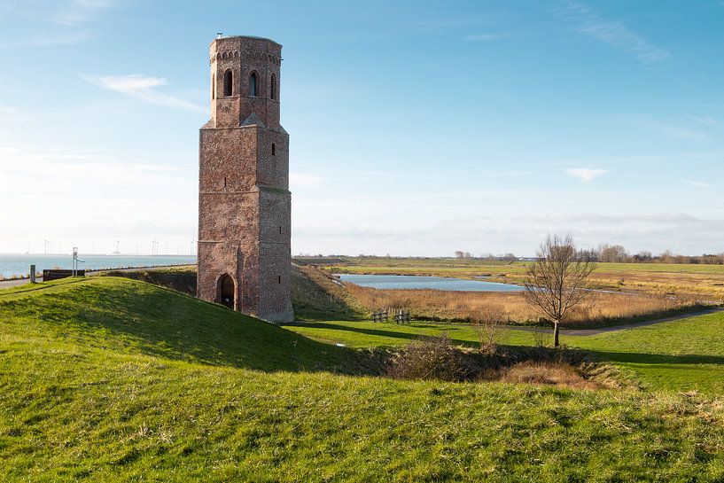 Plompetoren Koudekerken van Angela Saman
