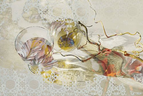 Mysterious Glass. Stilleven.