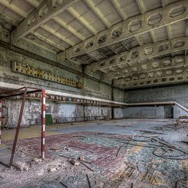 Gymnasium by Henny Reumerman