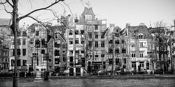 Amsterdam Twist (II) by Caroline Boogaard