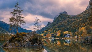 Herbst und Sonnenaufgang am Hintersee