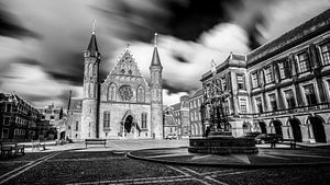 The Binnenhof by Cho Tang