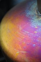 Regenboogkleuren, metallic kleuren ketel, achtergrond