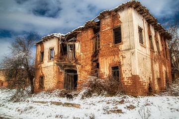 Verlaten huis in Kranionas, Kastoria van Konstantinos Lagos