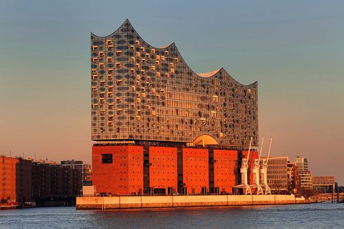Elbphilharmonie at sunset, Hamburg