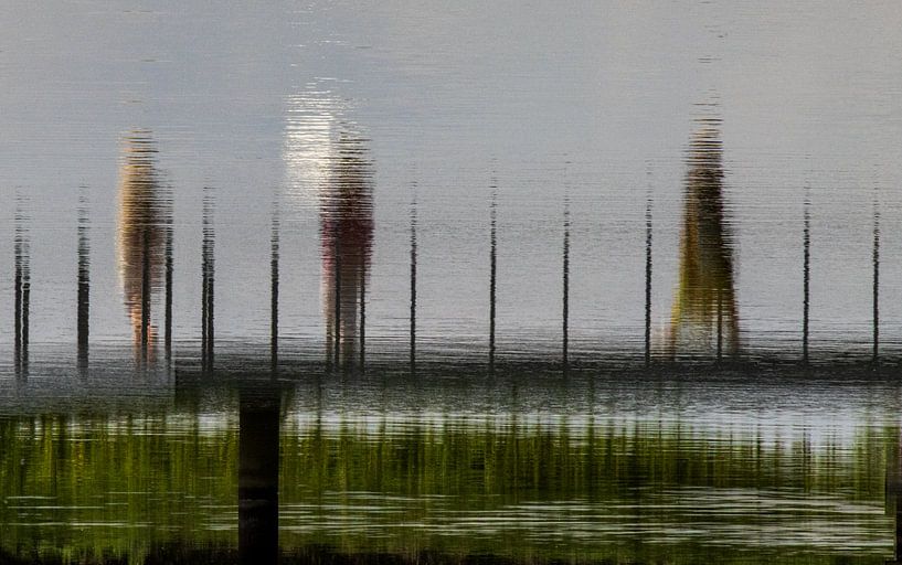 three humans on a bridge by Reinier de Rooie