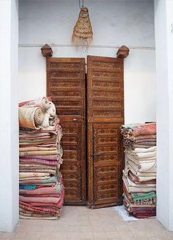 Marokkaanse deuren Marrakesh details vloerkleden
