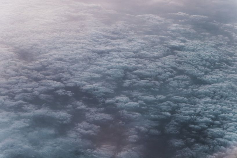 Von oberhalb der Wolkendecke von Maarten Borsje