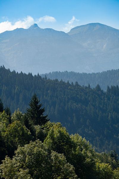 Uitzicht over de Zwitserse Val Müstair van Kneeke .com