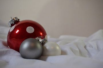 Kerstballen van Bas Dijk