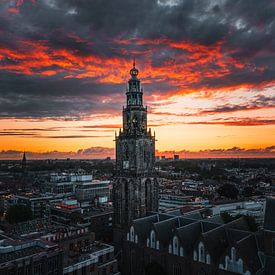 La tour Martini dans le ciel de Groningue sur Harmen van der Vaart