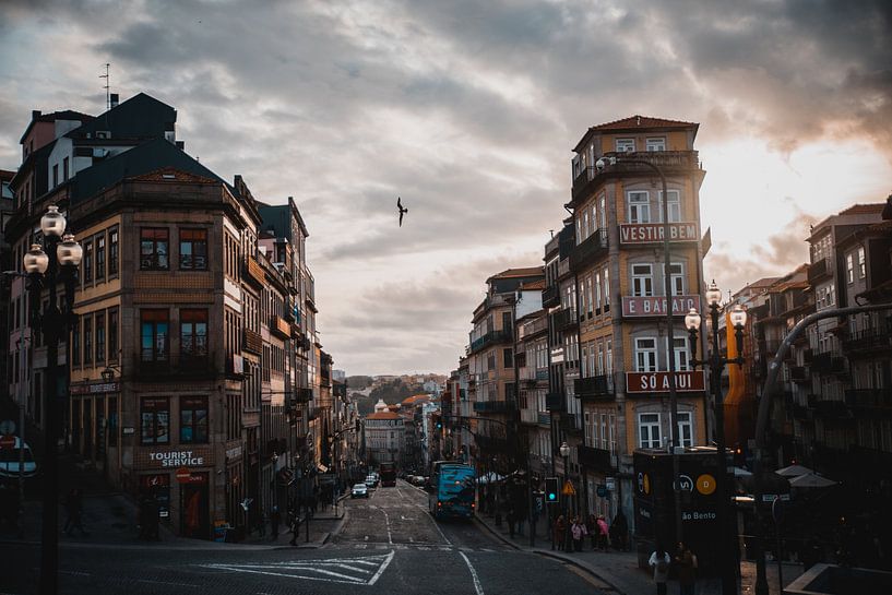 Porto at sunset by Dayenne van Peperstraten