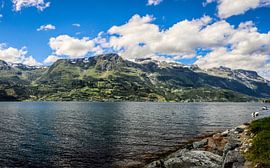 Blauer Hardangerfjord: atemberaubende Aussicht in Sekse