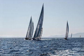 Sailing race by Anouschka Hendriks