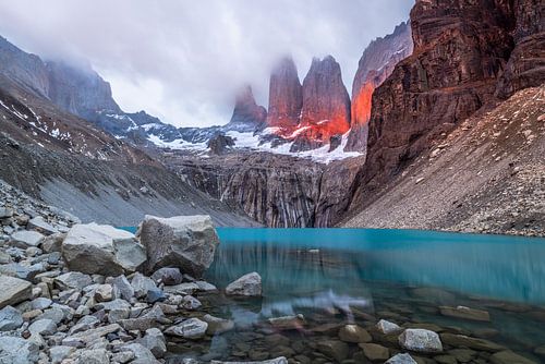 Torres del paine bij zonsopkomst
