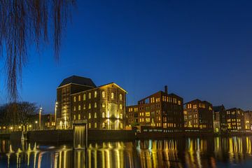 Raambuurt Deventer bij avond tijdens kerst von Han Kedde