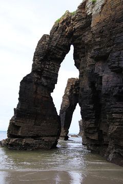 Playa de Las Catedrales by Jan Katuin