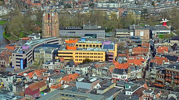 Overzicht over de binnenstad van Leeuwarden gezien vanaf de Achmeatoren van Gert Bunt
