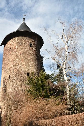 Middeleeuwse vestingtoren voor de verdediging van de stad Wernigerode in het Harzgebergte