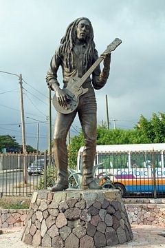 Bob Marley Monument in Kingston van t.ART